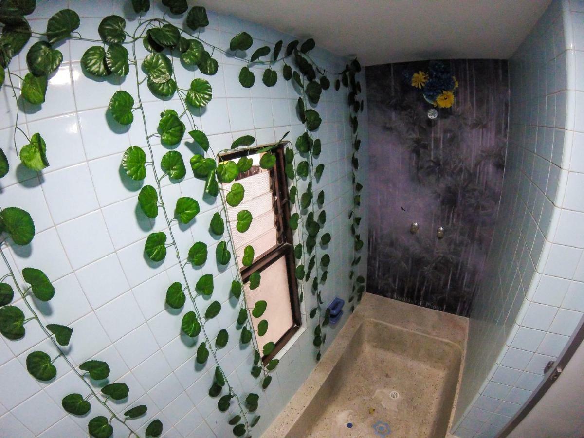 La Otra Mitad Hostel Армения Екстериор снимка